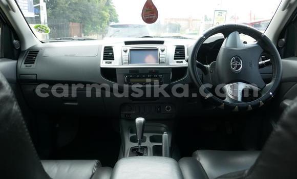 Acheter Occasion Voiture Toyota Hilux Blanc à Beitbridge, Matabeleland South Acheter Occasion Voiture Toyota Hilux Blanc à Beitbridge, Matabeleland South