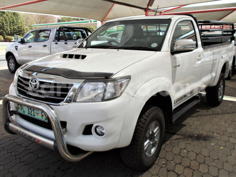 Big with watermark toyota hilux matabeleland south beitbridge 11665