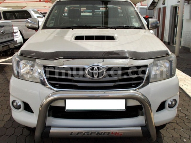 Big with watermark toyota hilux matabeleland south beitbridge 11665