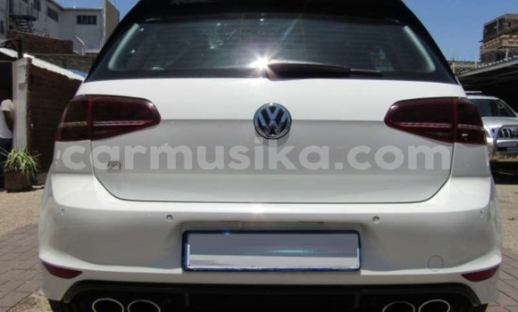 Buy Used Volkswagen Golf R White Car in Beitbridge in Matabeleland South Buy Used Volkswagen Golf R White Car in Beitbridge in Matabeleland South