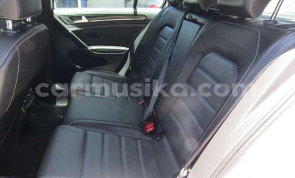 Buy Used Volkswagen Golf R White Car in Beitbridge in Matabeleland South Buy Used Volkswagen Golf R White Car in Beitbridge in Matabeleland South