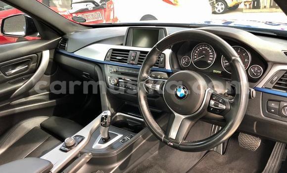 Nunua Ilio tumika BMW 3200 Bluu Gari ndani ya Beitbridge nchini Matabeleland Kusini Nunua Ilio tumika BMW 3200 Bluu Gari ndani ya Beitbridge nchini Matabeleland Kusini