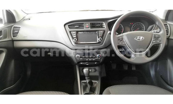 Buy Used Hyundai i20 White Car in Belvedere in Harare Buy Used Hyundai i20 White Car in Belvedere in Harare