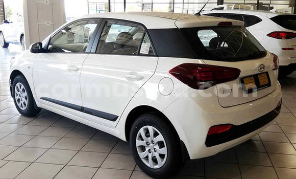 Buy Used Hyundai i20 White Car in Belvedere in Harare Buy Used Hyundai i20 White Car in Belvedere in Harare