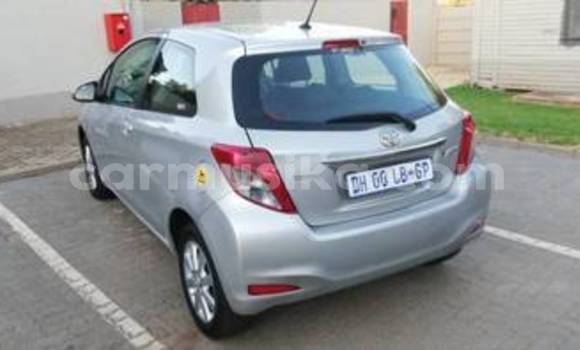 Nunua Ilio tumika Toyota Yaris Fedha Gari ndani ya Bulawayo nchini Bulawayo Nunua Ilio tumika Toyota Yaris Fedha Gari ndani ya Bulawayo nchini Bulawayo