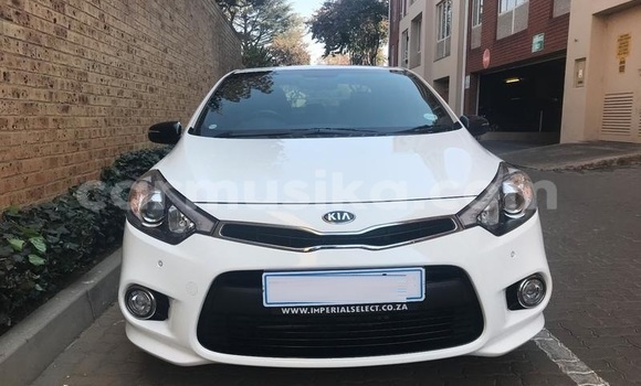 Buy Used Kia Cerato White Car in Beitbridge in Matabeleland South Buy Used Kia Cerato White Car in Beitbridge in Matabeleland South
