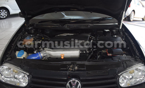 Nunua Ilio tumika Volkswagen Golf Nyeusi Gari ndani ya Beitbridge nchini Matabeleland Kusini Nunua Ilio tumika Volkswagen Golf Nyeusi Gari ndani ya Beitbridge nchini Matabeleland Kusini