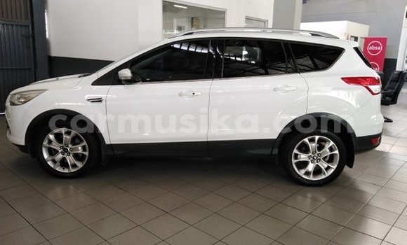 Acheter Occasion Voiture Ford Kuga Blanc à Beitbridge, Matabeleland South Acheter Occasion Voiture Ford Kuga Blanc à Beitbridge, Matabeleland South