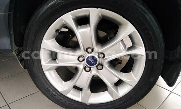 Acheter Occasion Voiture Ford Kuga Blanc à Beitbridge, Matabeleland South Acheter Occasion Voiture Ford Kuga Blanc à Beitbridge, Matabeleland South