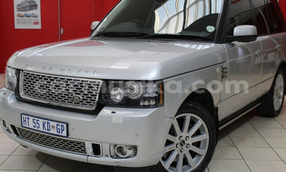 Tenga Tsaru Land Rover Range Rover Sirivha Mota in Beitbridge in Matabeleland South Tenga Tsaru Land Rover Range Rover Sirivha Mota in Beitbridge in Matabeleland South