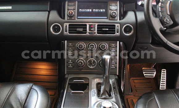 Tenga Tsaru Land Rover Range Rover Sirivha Mota in Beitbridge in Matabeleland South Tenga Tsaru Land Rover Range Rover Sirivha Mota in Beitbridge in Matabeleland South