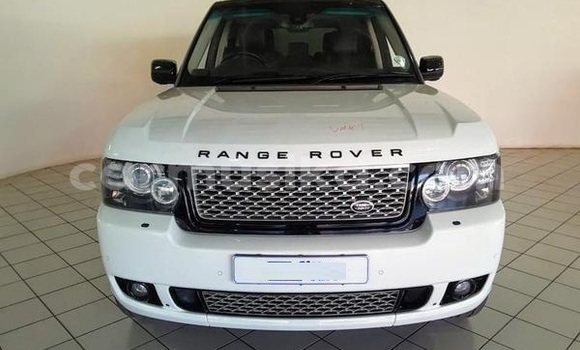 Buy Used Land Rover Range Rover White Car in Beitbridge in Matabeleland South Buy Used Land Rover Range Rover White Car in Beitbridge in Matabeleland South