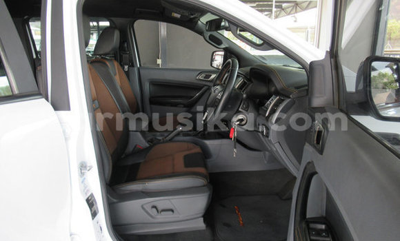 Acheter Occasion Voiture Ford Ranger Gris à Beitbridge, Matabeleland South Acheter Occasion Voiture Ford Ranger Gris à Beitbridge, Matabeleland South