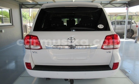 Acheter Occasion Voiture Toyota Land Cruiser Blanc à Beitbridge, Matabeleland South Acheter Occasion Voiture Toyota Land Cruiser Blanc à Beitbridge, Matabeleland South