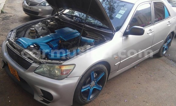 Tenga Tsaru Toyota Altezza Sirivha Mota in Harare in Harare Tenga Tsaru Toyota Altezza Sirivha Mota in Harare in Harare