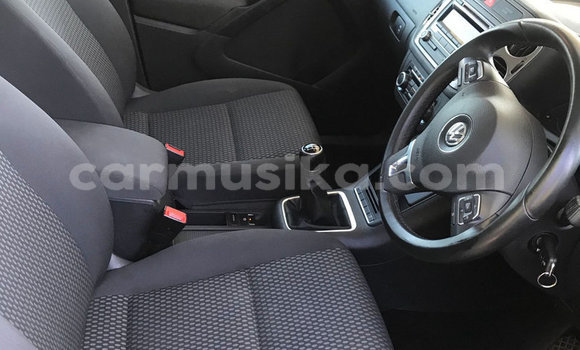 Acheter Occasion Voiture Volkswagen Tiguan Blanc à Beitbridge, Matabeleland South Acheter Occasion Voiture Volkswagen Tiguan Blanc à Beitbridge, Matabeleland South