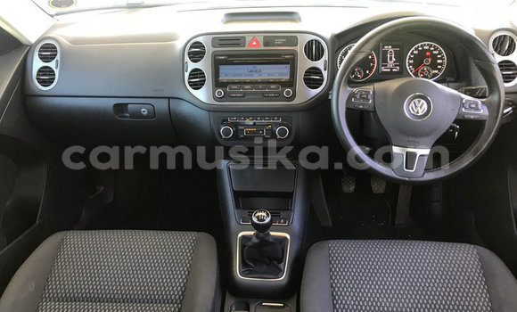 Acheter Occasion Voiture Volkswagen Tiguan Blanc à Beitbridge, Matabeleland South Acheter Occasion Voiture Volkswagen Tiguan Blanc à Beitbridge, Matabeleland South