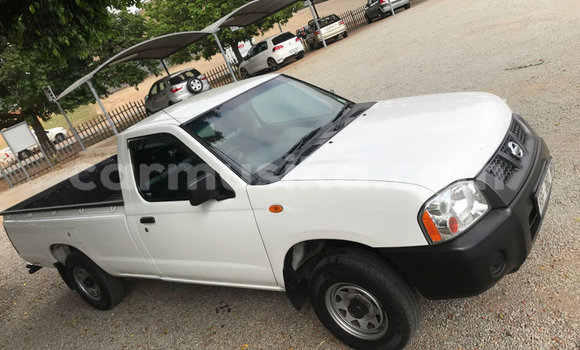 Acheter Occasion Voiture Nissan Hardbody Blanc à Beitbridge, Matabeleland South Acheter Occasion Voiture Nissan Hardbody Blanc à Beitbridge, Matabeleland South