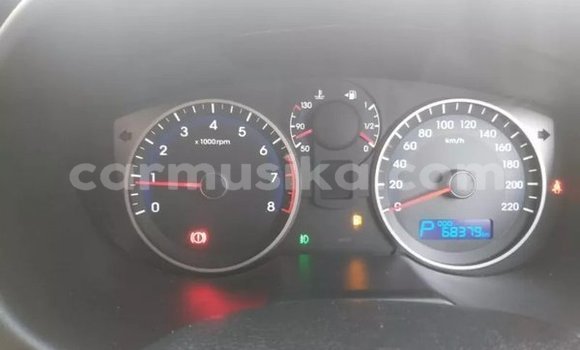 Acheter Occasion Voiture Hyundai i20 Blanc à Beitbridge, Matabeleland South Acheter Occasion Voiture Hyundai i20 Blanc à Beitbridge, Matabeleland South