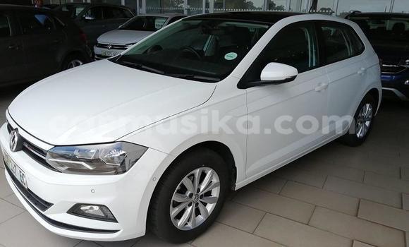 Buy Used Volkswagen Polo White Car in Beitbridge in Matabeleland South Buy Used Volkswagen Polo White Car in Beitbridge in Matabeleland South
