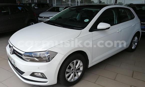 Buy Used Volkswagen Polo White Car in Beitbridge in Matabeleland South Buy Used Volkswagen Polo White Car in Beitbridge in Matabeleland South