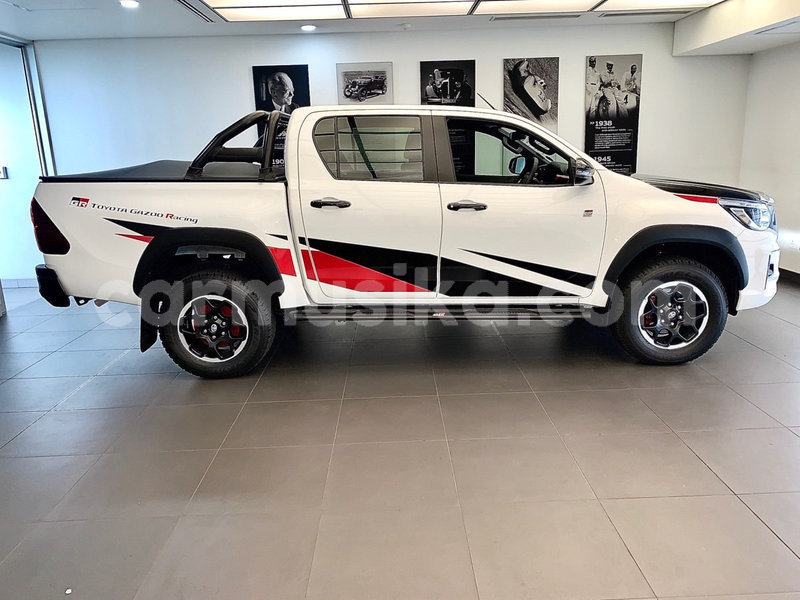 Big with watermark toyota hilux matabeleland south beitbridge 11752