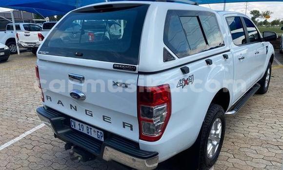 Acheter Occasion Voiture Ford Ranger Blanc à Beitbridge, Matabeleland South Acheter Occasion Voiture Ford Ranger Blanc à Beitbridge, Matabeleland South