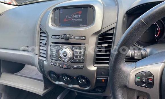 Acheter Occasion Voiture Ford Ranger Blanc à Beitbridge, Matabeleland South Acheter Occasion Voiture Ford Ranger Blanc à Beitbridge, Matabeleland South