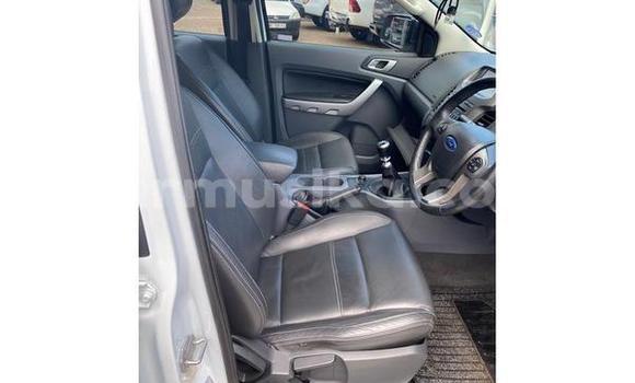 Acheter Occasion Voiture Ford Ranger Blanc à Beitbridge, Matabeleland South Acheter Occasion Voiture Ford Ranger Blanc à Beitbridge, Matabeleland South