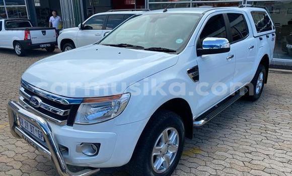 Acheter Occasion Voiture Ford Ranger Blanc à Beitbridge, Matabeleland South Acheter Occasion Voiture Ford Ranger Blanc à Beitbridge, Matabeleland South