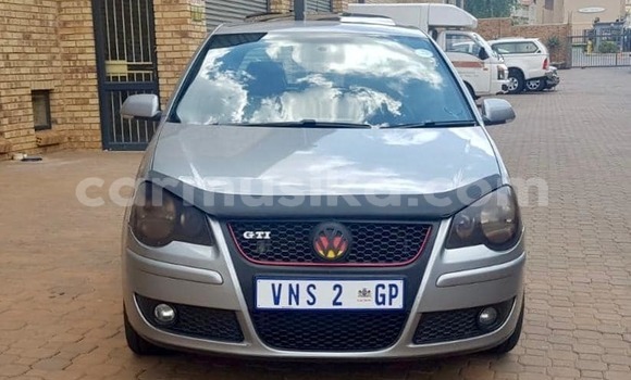Acheter Occasion Voiture Volkswagen Polo GTI Gris à Beitbridge, Matabeleland South Acheter Occasion Voiture Volkswagen Polo GTI Gris à Beitbridge, Matabeleland South