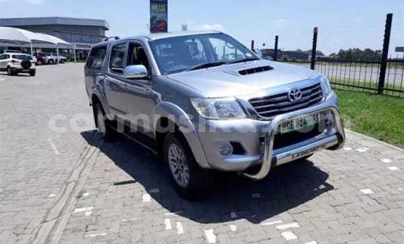 Tenga Tsaru Toyota Hilux Sirivha Mota in Bulawayo in Bulawayo Tenga Tsaru Toyota Hilux Sirivha Mota in Bulawayo in Bulawayo