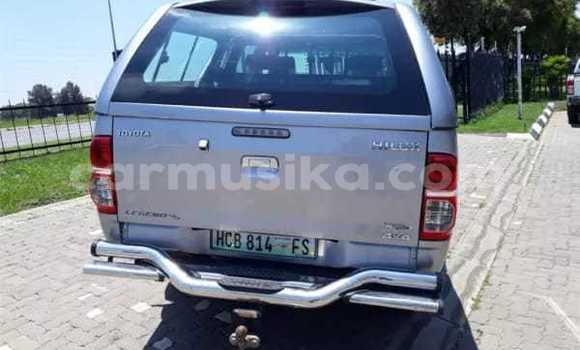 Tenga Tsaru Toyota Hilux Sirivha Mota in Bulawayo in Bulawayo Tenga Tsaru Toyota Hilux Sirivha Mota in Bulawayo in Bulawayo