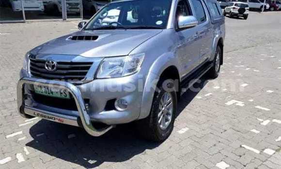 Tenga Tsaru Toyota Hilux Sirivha Mota in Bulawayo in Bulawayo Tenga Tsaru Toyota Hilux Sirivha Mota in Bulawayo in Bulawayo