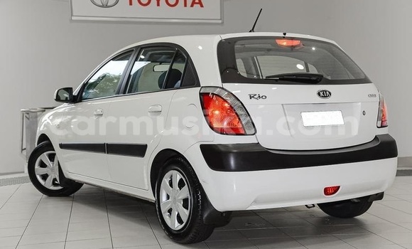 Tenga Tsaru Kia Rio Chena Mota in Beitbridge in Matabeleland South Tenga Tsaru Kia Rio Chena Mota in Beitbridge in Matabeleland South