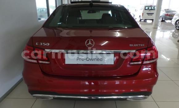 Tenga Tsaru Mercedes‒Benz E-klasse AMG Tsvuku Mota in Beitbridge in Matabeleland South Tenga Tsaru Mercedes‒Benz E-klasse AMG Tsvuku Mota in Beitbridge in Matabeleland South