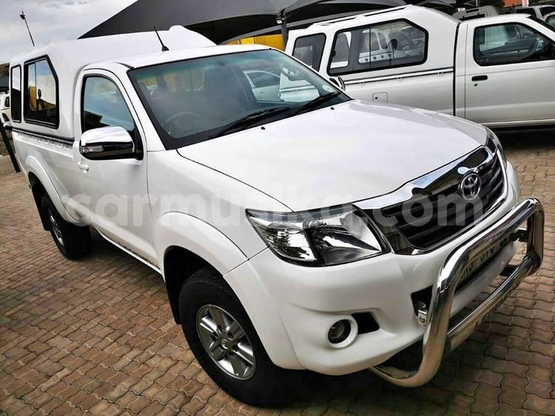 Big with watermark toyota hilux matabeleland south beitbridge 11787