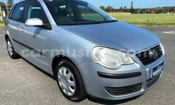 Tenga Tsaru Volkswagen Polo Sirivha Mota in Mapopoma eVhitori in Matabeleland North Tenga Tsaru Volkswagen Polo Sirivha Mota in Mapopoma eVhitori in Matabeleland North