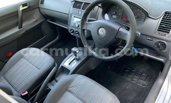 Tenga Tsaru Volkswagen Polo Sirivha Mota in Mapopoma eVhitori in Matabeleland North Tenga Tsaru Volkswagen Polo Sirivha Mota in Mapopoma eVhitori in Matabeleland North