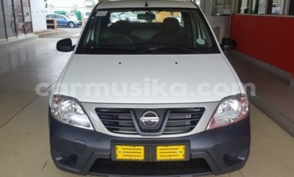 Acheter Occasion Voiture Nissan NV200 Blanc à Beitbridge, Matabeleland South Acheter Occasion Voiture Nissan NV200 Blanc à Beitbridge, Matabeleland South