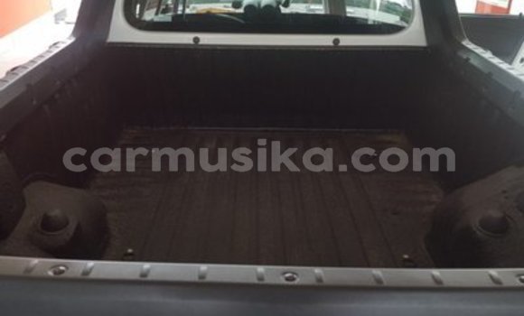 Acheter Occasion Voiture Nissan NV200 Blanc à Beitbridge, Matabeleland South Acheter Occasion Voiture Nissan NV200 Blanc à Beitbridge, Matabeleland South