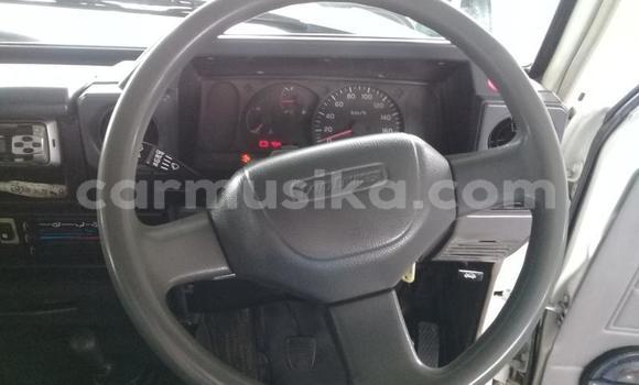 Buy Used Toyota Land Cruiser White Car in Beitbridge in Matabeleland South Buy Used Toyota Land Cruiser White Car in Beitbridge in Matabeleland South