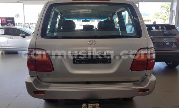 Buy Used Toyota Land Cruiser Silver Car in Beitbridge in Matabeleland South Buy Used Toyota Land Cruiser Silver Car in Beitbridge in Matabeleland South