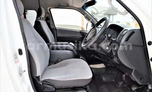 Buy Used Toyota 2000GT White Car in Beitbridge in Matabeleland South Buy Used Toyota 2000GT White Car in Beitbridge in Matabeleland South