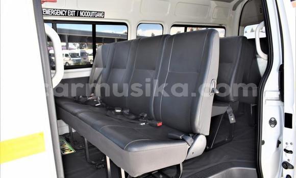 Buy Used Toyota 2000GT White Car in Beitbridge in Matabeleland South Buy Used Toyota 2000GT White Car in Beitbridge in Matabeleland South