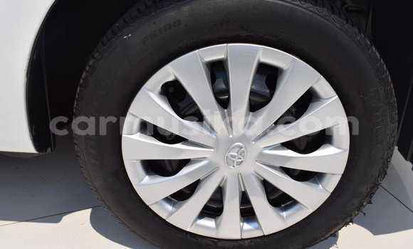 Acheter Occasion Voiture Toyota Etios Blanc à Beitbridge, Matabeleland South Acheter Occasion Voiture Toyota Etios Blanc à Beitbridge, Matabeleland South