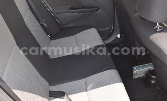 Acheter Occasion Voiture Toyota Etios Blanc à Beitbridge, Matabeleland South Acheter Occasion Voiture Toyota Etios Blanc à Beitbridge, Matabeleland South