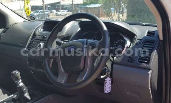 Acheter Occasion Voiture Ford Ranger Blanc à Beitbridge, Matabeleland South Acheter Occasion Voiture Ford Ranger Blanc à Beitbridge, Matabeleland South