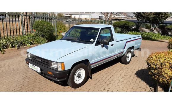 Acheter Occasion Voiture Toyota Hilux Bleu à Beitbridge, Matabeleland South Acheter Occasion Voiture Toyota Hilux Bleu à Beitbridge, Matabeleland South