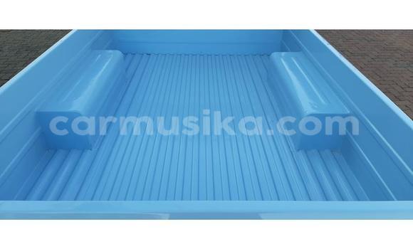 Acheter Occasion Voiture Toyota Hilux Bleu à Beitbridge, Matabeleland South Acheter Occasion Voiture Toyota Hilux Bleu à Beitbridge, Matabeleland South